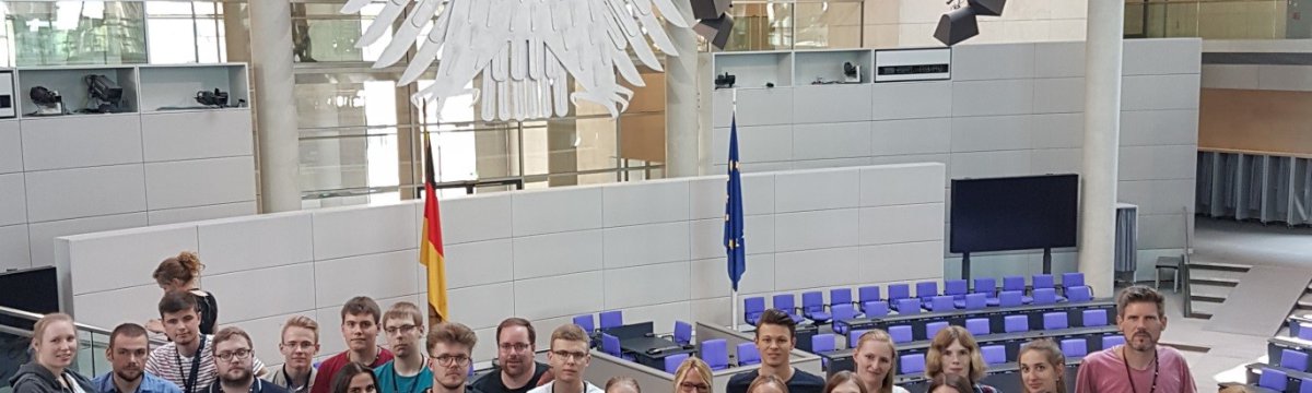 Klassenfahrt der VW 16 und VW 17 nach Berlin Berufliche Schule des Kreises Stormarn in Bad Oldesloe