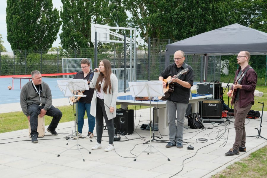  Bild 2